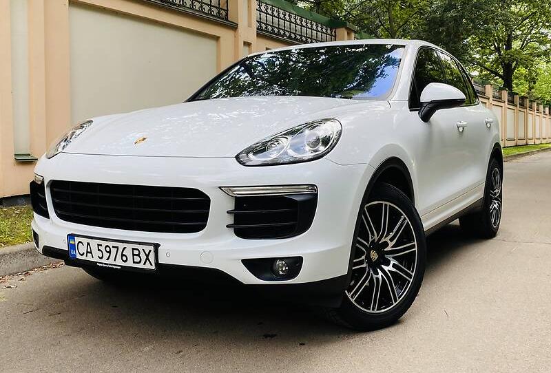 Porsche Cayenne 2016