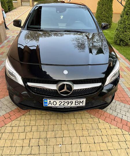Mercedes-Benz CLA 220 2013