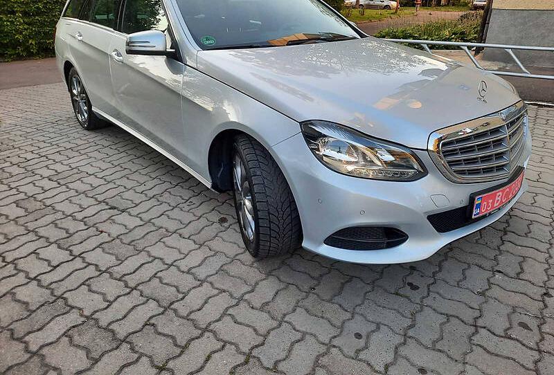 Mercedes-Benz E 200 W212 2015