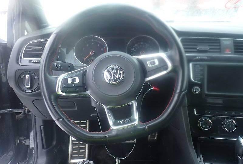 Volkswagen Golf VII GTI 2016