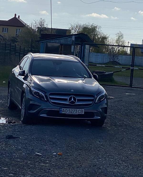 Mercedes-Benz GLA 220 2014