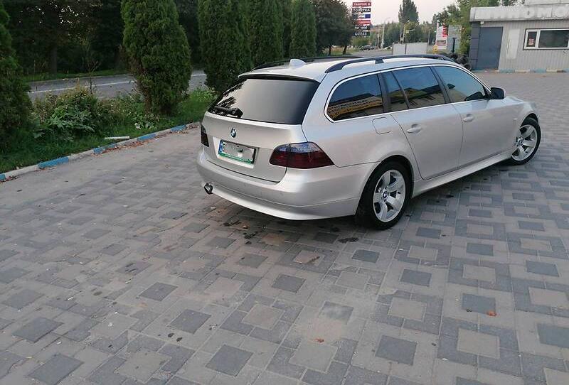 BMW 520 2008