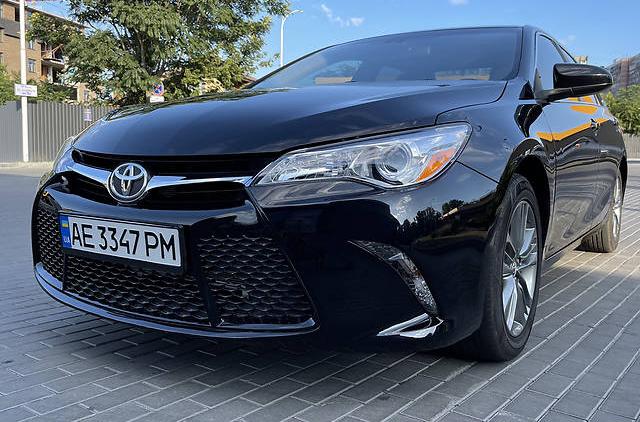 Toyota Camry 2016