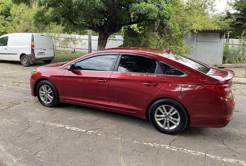 Hyundai Sonata SE   2015