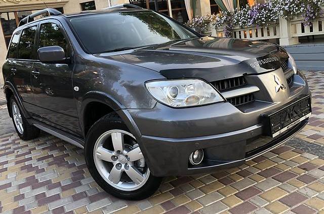 Mitsubishi Outlander 2.4i  4WD OFFICIAL 2008