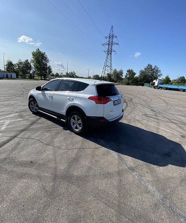 Toyota RAV4 2015