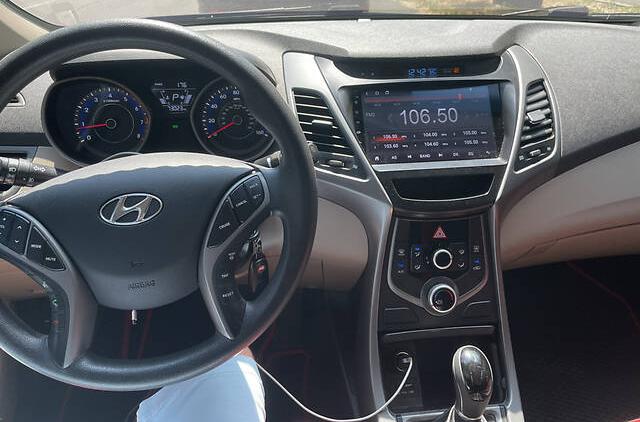 Hyundai Elantra 2014