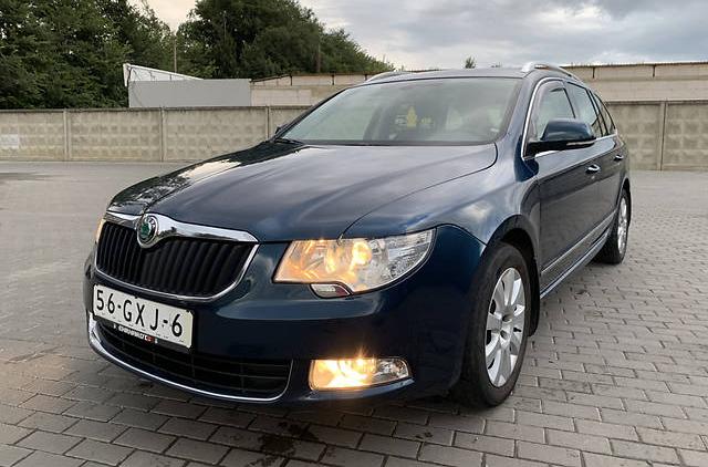 Skoda Superb 2012