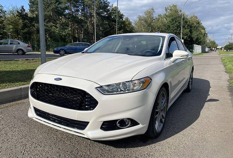 Ford Fusion Titanium 2012