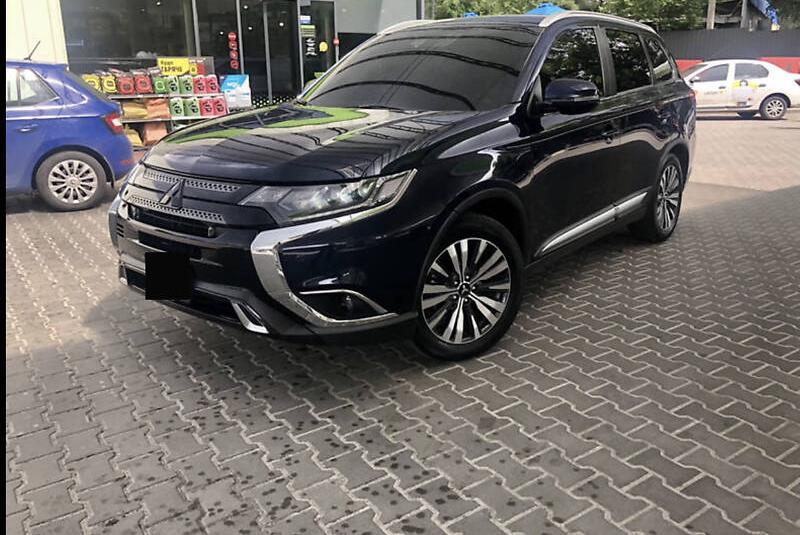 Mitsubishi Outlander 2020