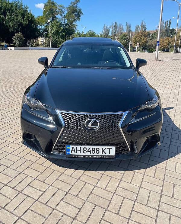 Lexus IS 200t 2016