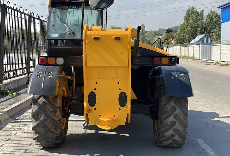 JCB 535-95 2013