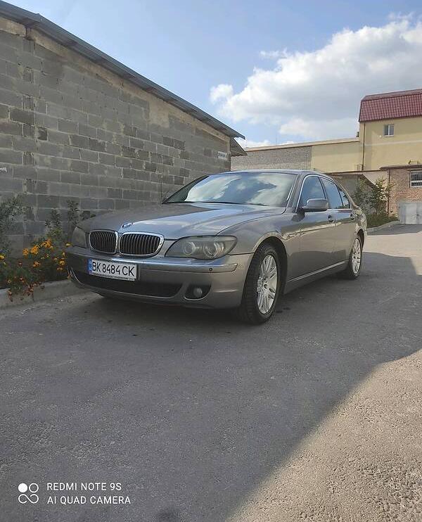 BMW 730 2005