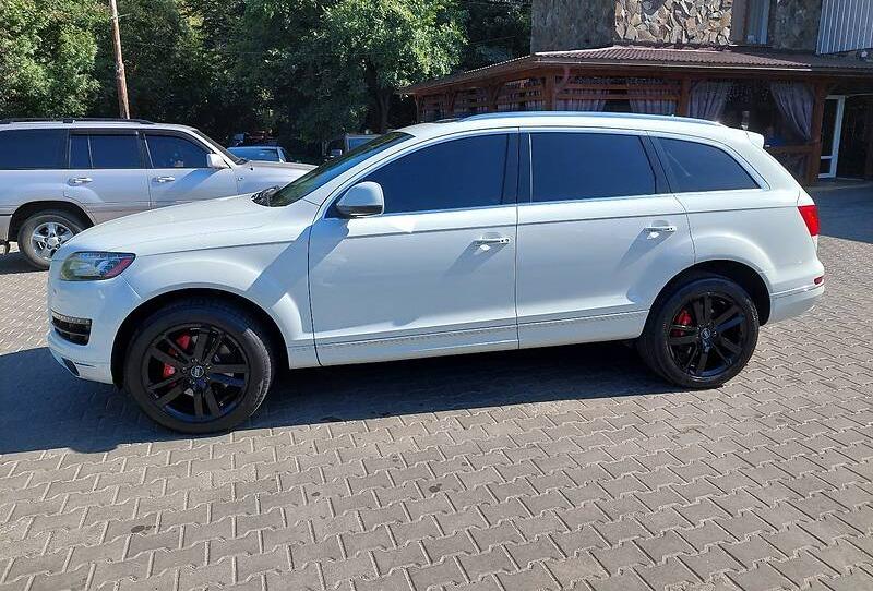 Audi Q7     2014
