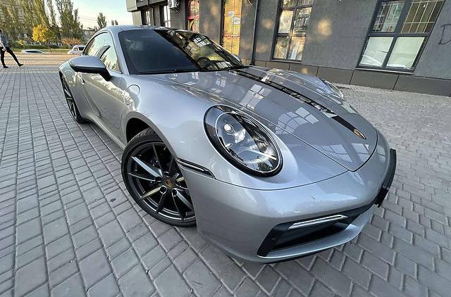 Porsche 911 2021