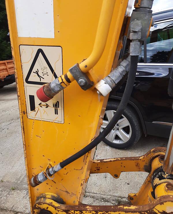JCB JS 160 2009