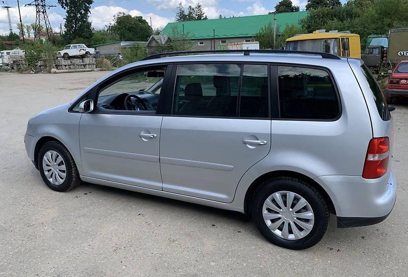 Volkswagen Touran 2004
