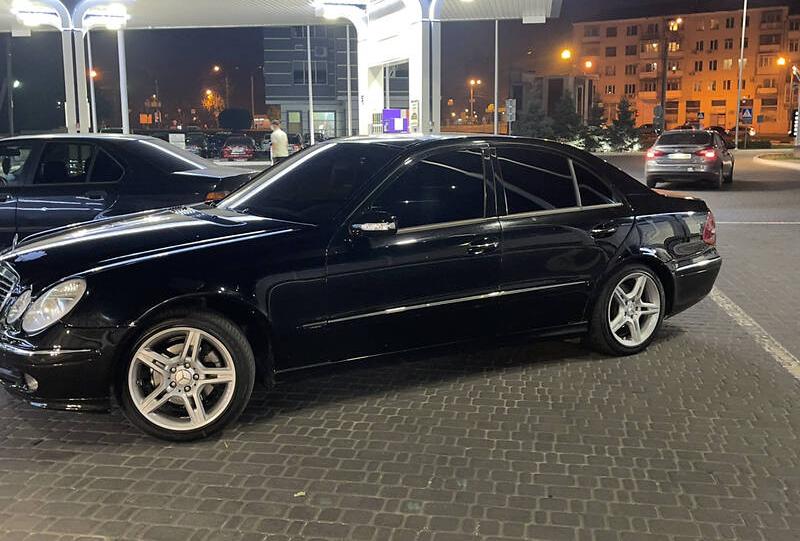 Mercedes-Benz E 200 2003