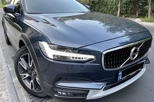 Volvo V90 CROSS COUNTRY AWD 2020
