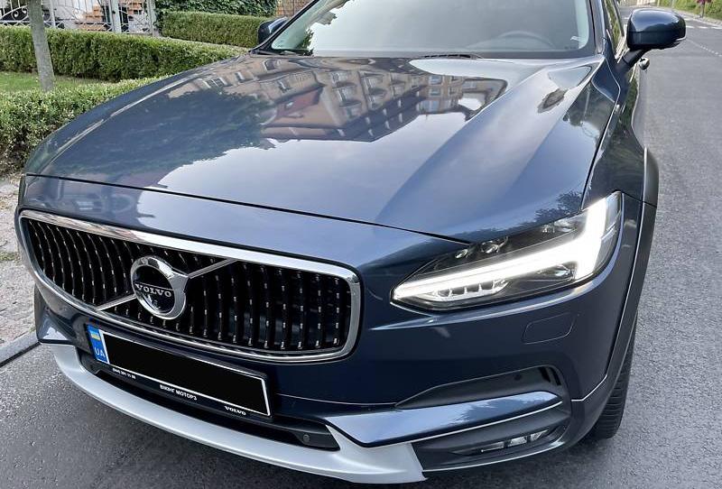 Volvo V90 CROSS COUNTRY AWD 2020