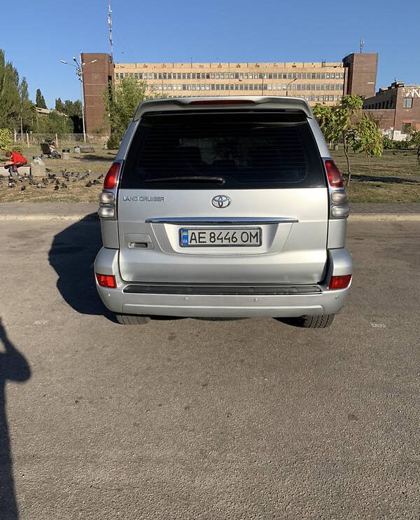Toyota Land Cruiser Prado 120 2005