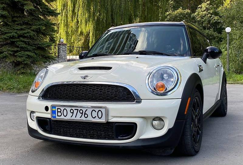 MINI Clubman   2013