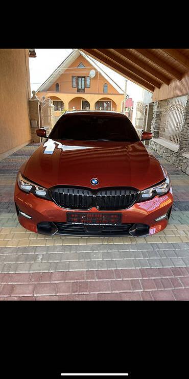 BMW 330 2019