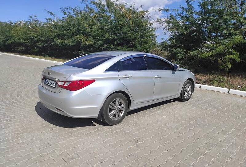 Hyundai Sonata 2013