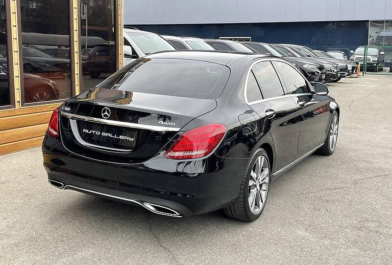 Mercedes-Benz C 300 4 matic  2014