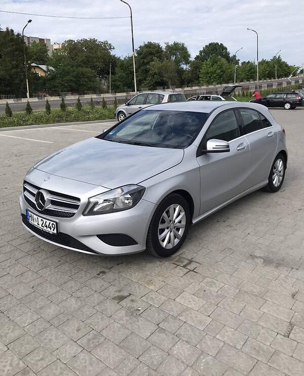 Mercedes-Benz A 180 2014