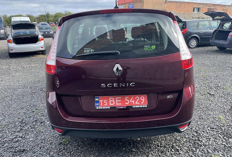 Renault Grand Scenic 2013