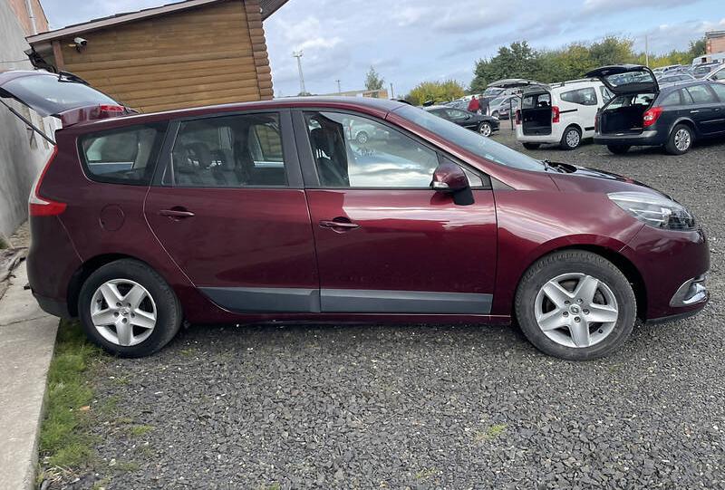 Renault Grand Scenic 2013