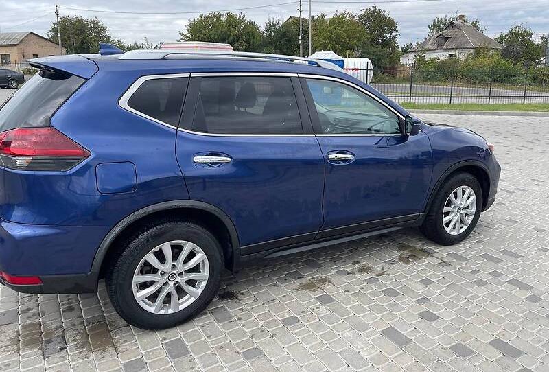 Nissan Rogue Sv  2017