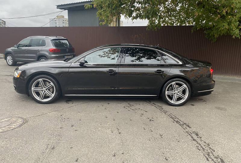 Audi A8 3.0 tfsi 2012