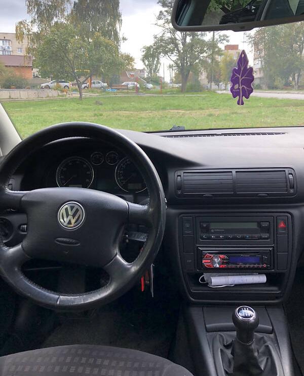 Volkswagen Passat B5 2003
