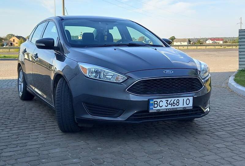Ford Focus SE 2015