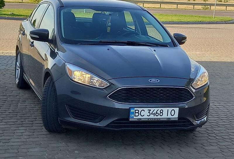 Ford Focus SE 2015