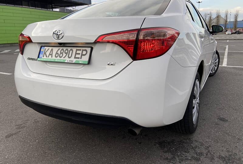 Toyota Corolla LE 2018