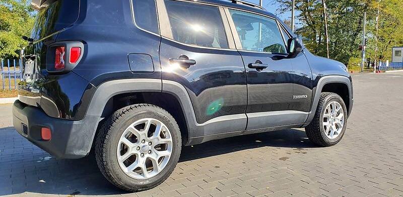 Jeep Renegade Latitude  4 x 4 2017