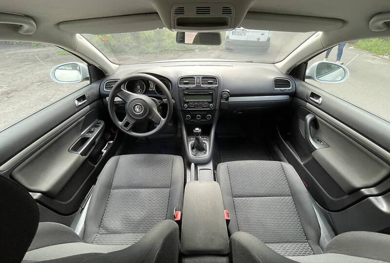 Volkswagen Golf VI 2011