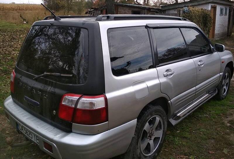 Subaru Forester 2000