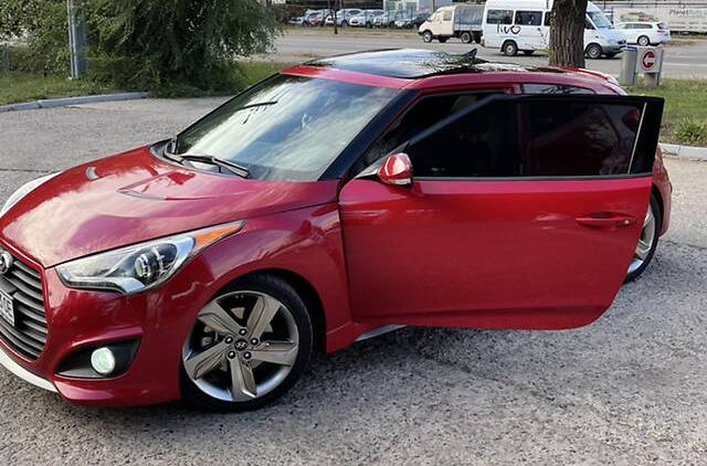 Hyundai Veloster 2012