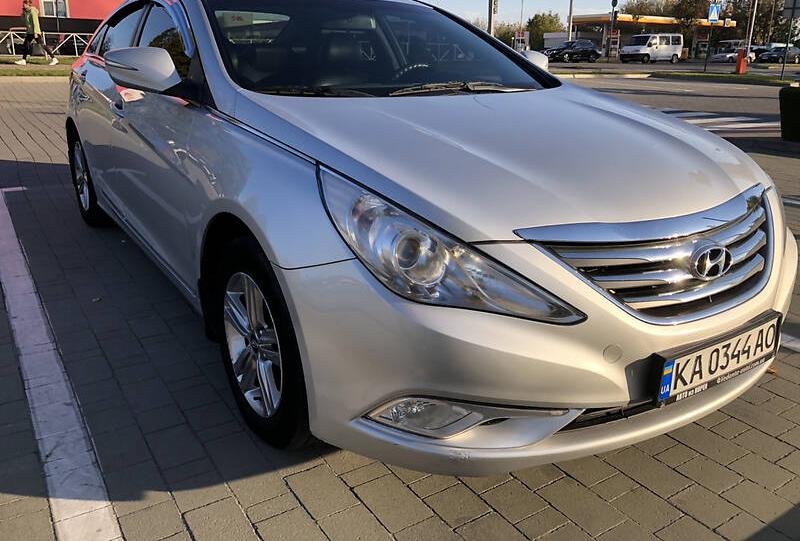 Hyundai Sonata LPi 2013