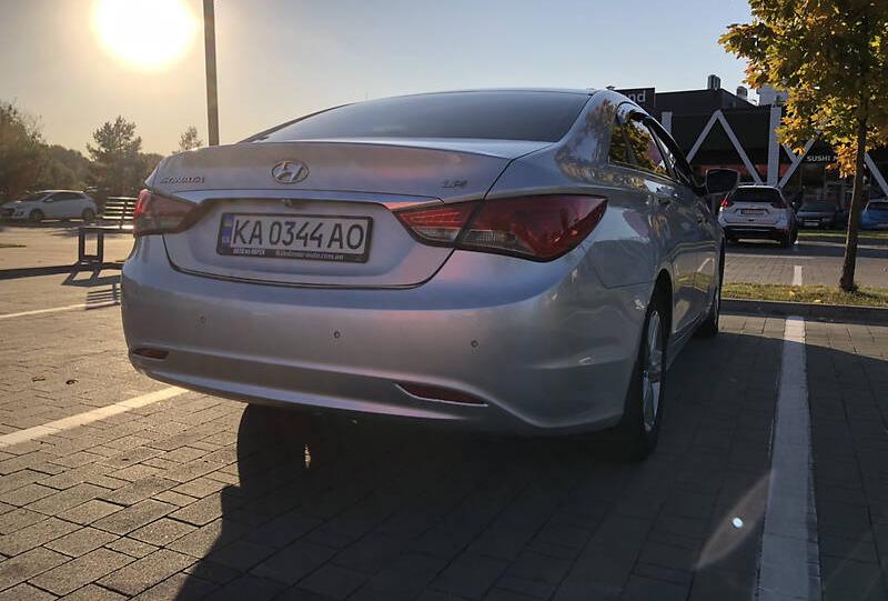 Hyundai Sonata LPi 2013