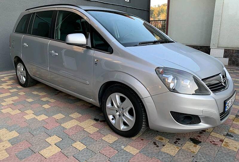 Opel Zafira Nawi 2010