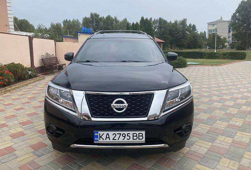 Nissan Pathfinder 2016