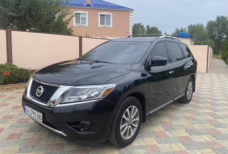 Nissan Pathfinder 2016