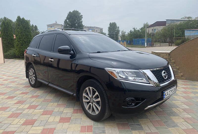 Nissan Pathfinder 2016