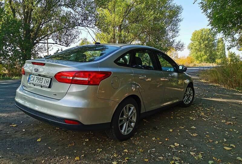 Ford Focus SE 2015