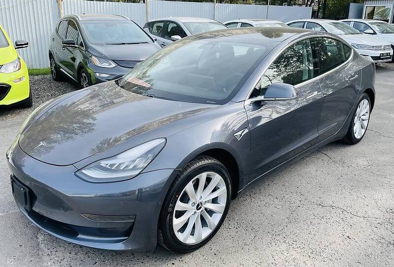 Tesla Model 3 2019